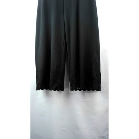 BetaBrand Black Dress Pant Yoga Capri
 Medium Petite meshed and scalloped calf - Picture 6 of 7